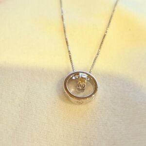 Delicate Silver Circle Pendant Necklace - Sleek Women's Jewelry